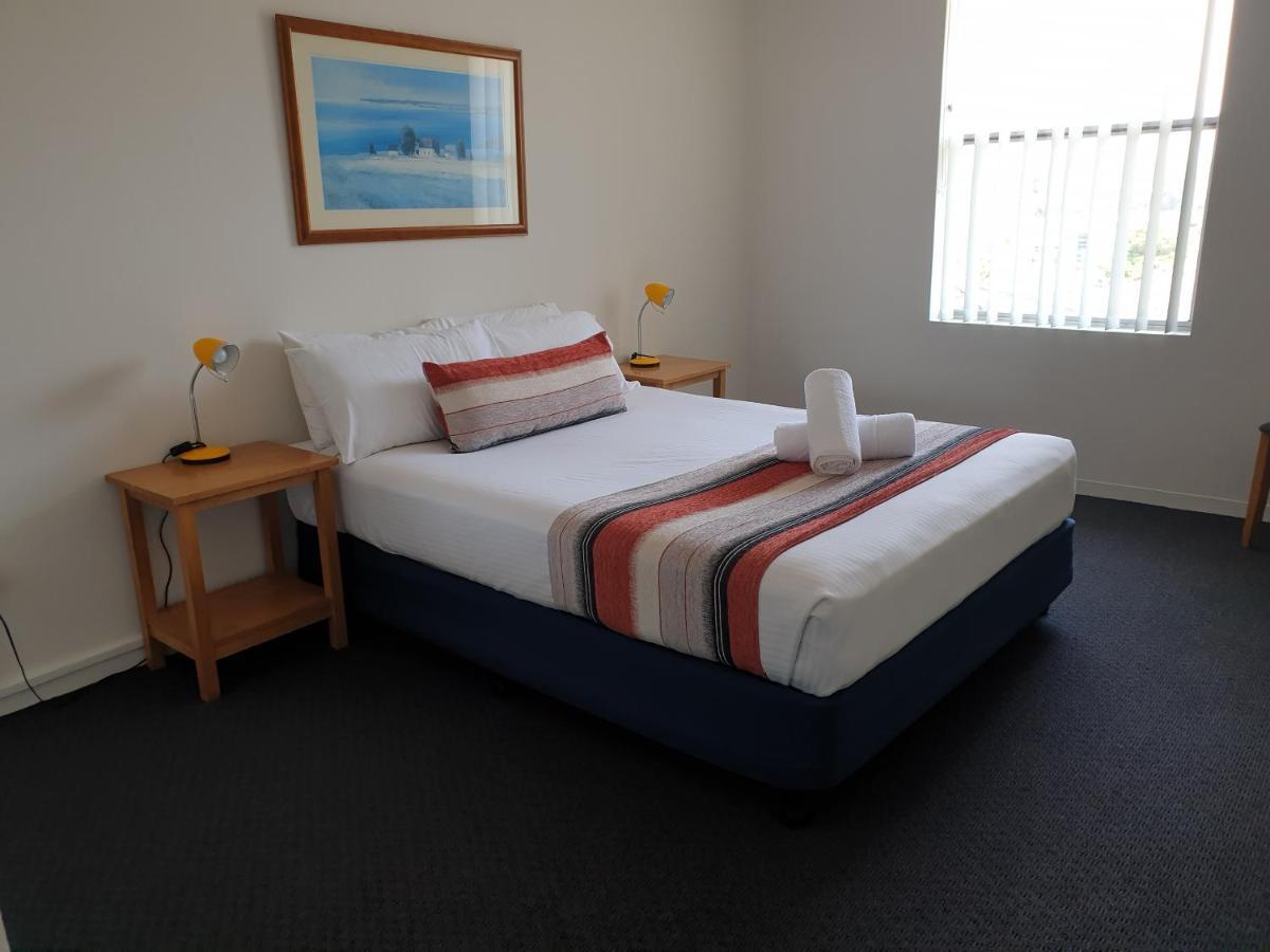 Oxley Cove Holiday Apartment ポート・マッコリー エクステリア 写真